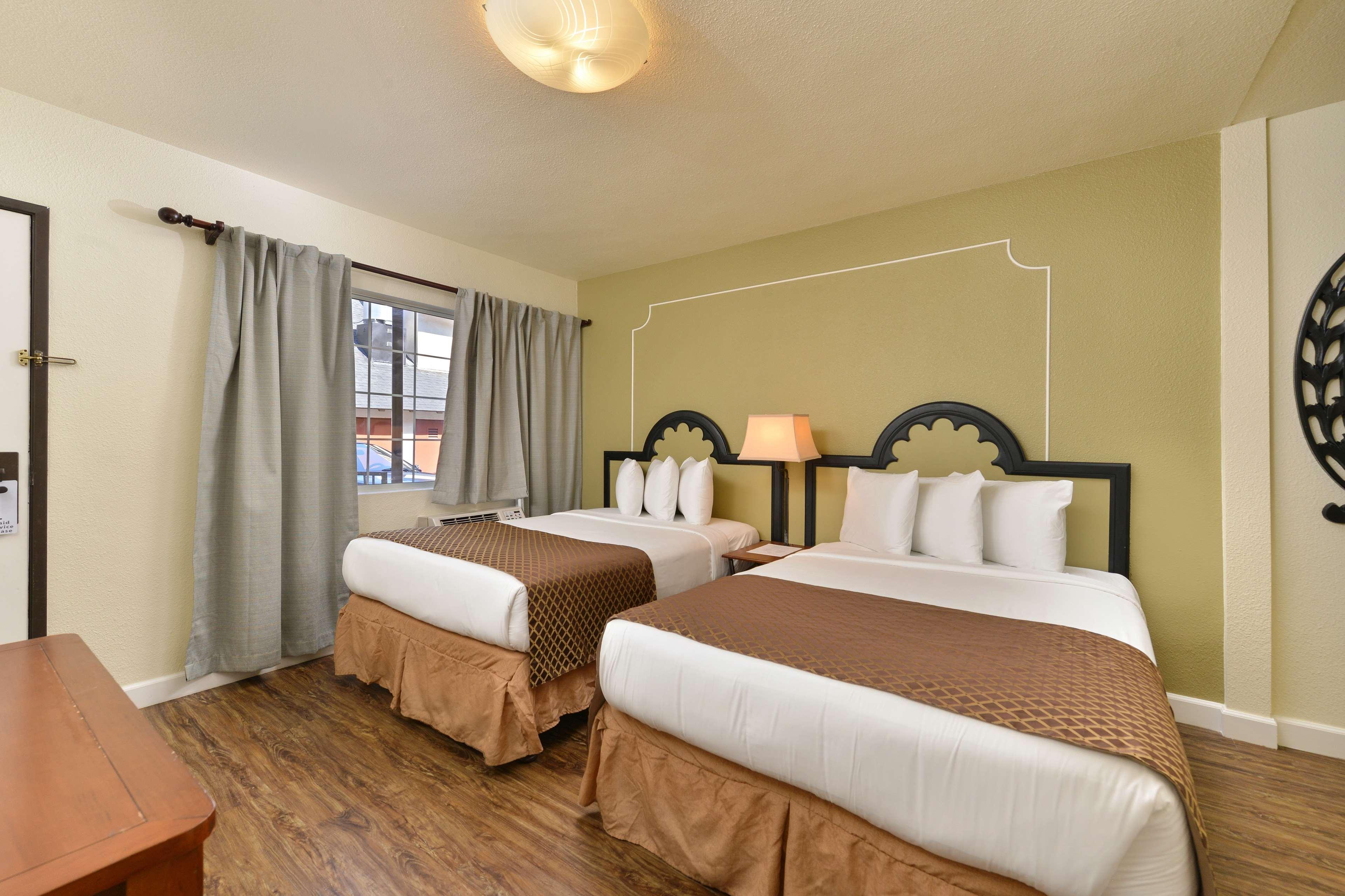 Hotel Mercure Lyon Centre Charpennes Вийёрбан Экстерьер фото
