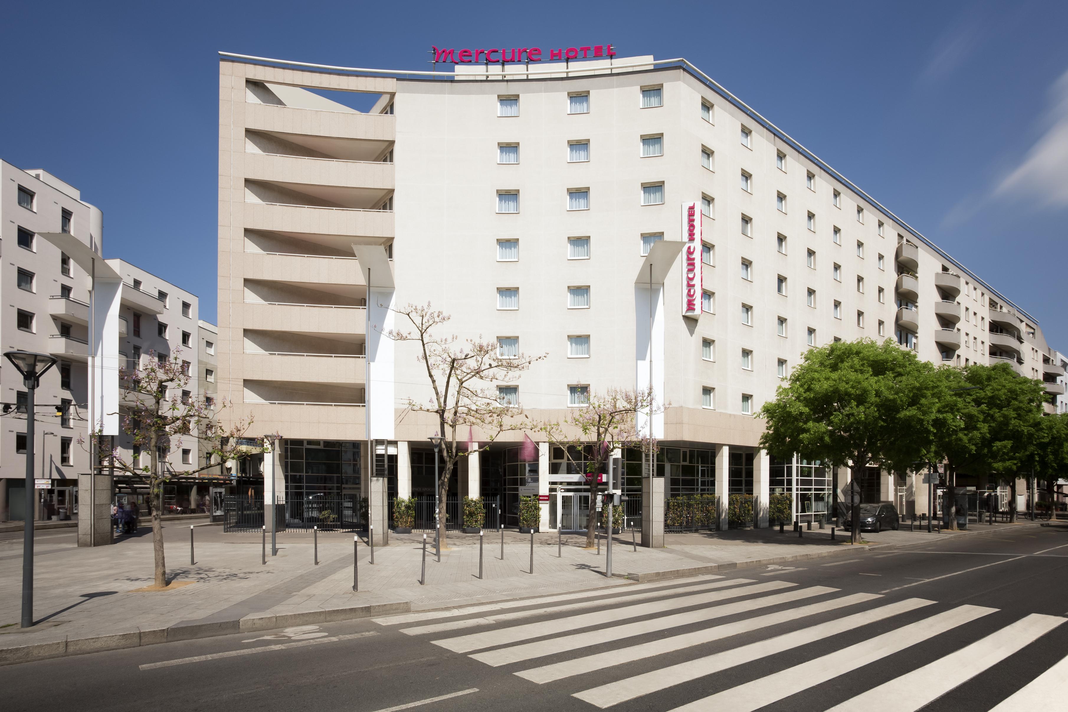 Hotel Mercure Lyon Centre Charpennes Вийёрбан Экстерьер фото