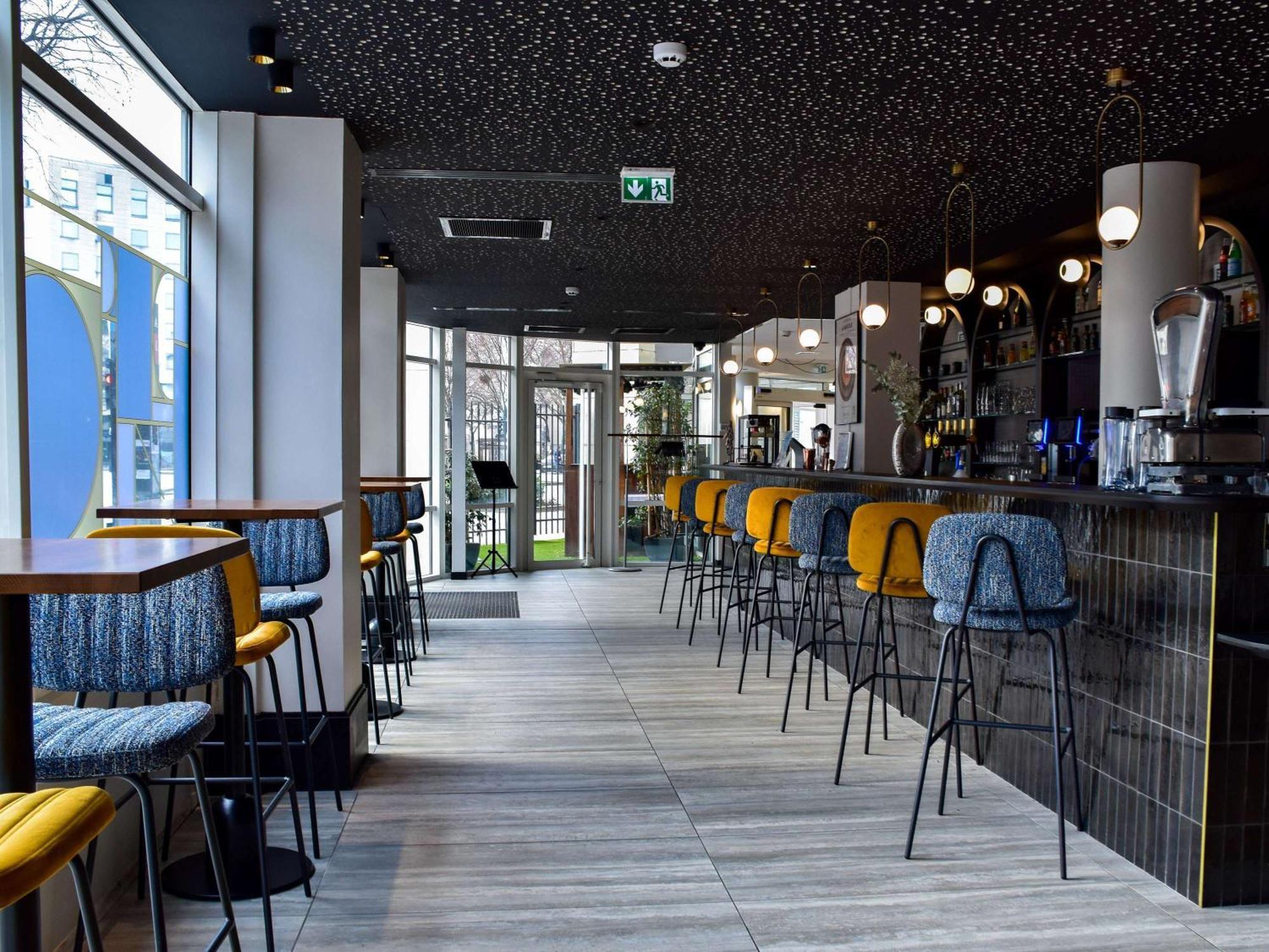 Hotel Mercure Lyon Centre Charpennes Вийёрбан Экстерьер фото